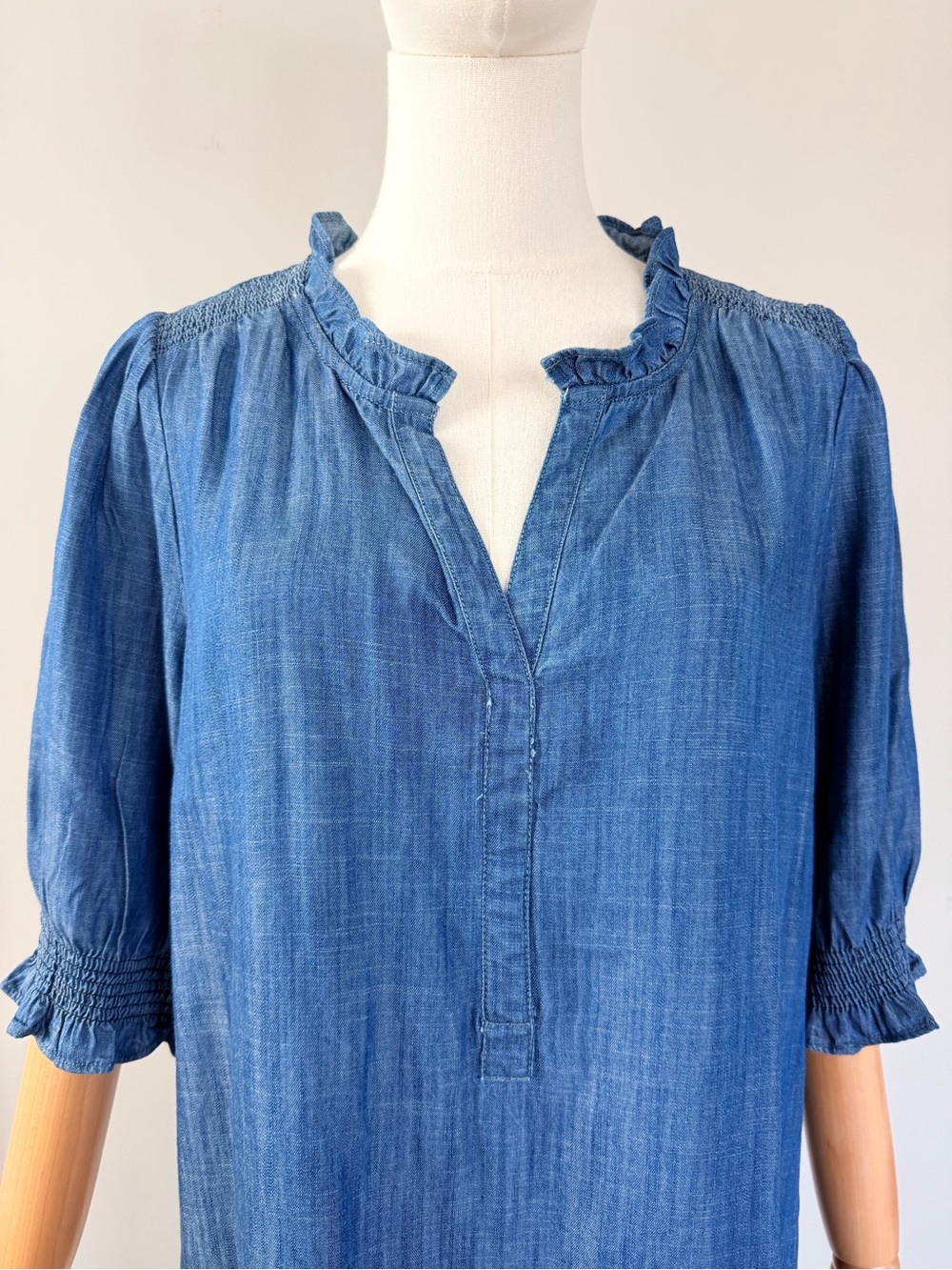 Talbots Chambray Tencel Shift Dress Blue Ruffle Sleeve Size L NWT - Picture 10 of 14